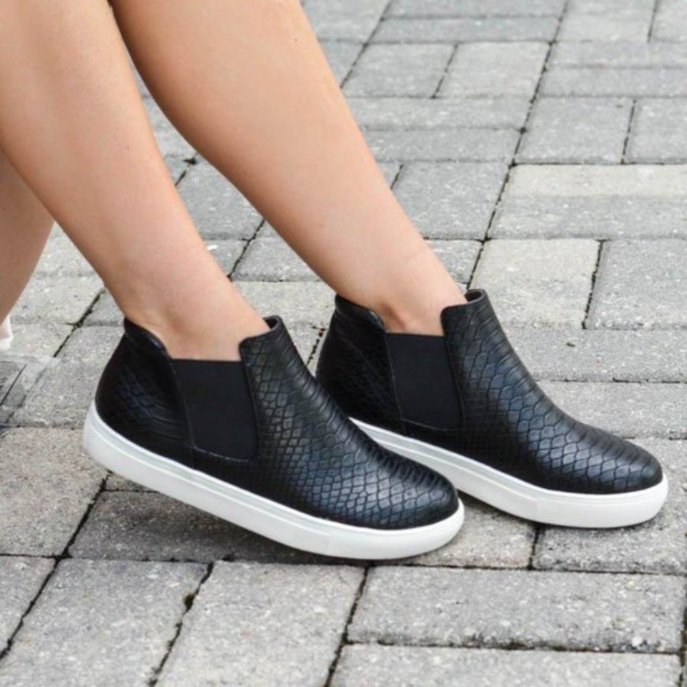 Coconuts by Matisse Harlan High Top Chelsea Sneakers